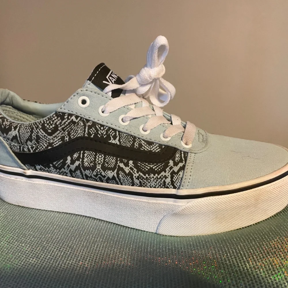 NWT Vans - Picture 5 of 8